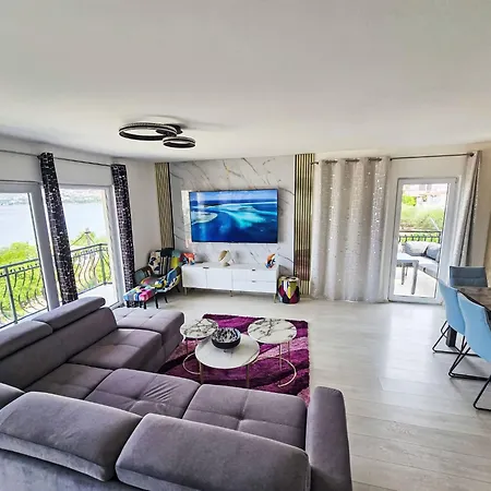 Lux Adriatica 3 By Interhome Apartman