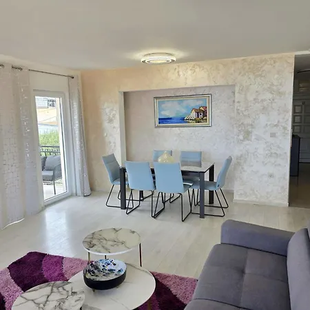 Lux Adriatica 3 By Interhome Apartman Trogir