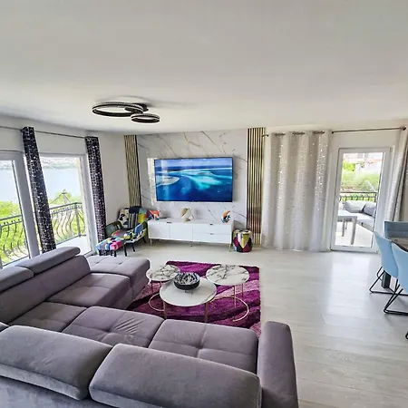 Apartman Lux Adriatica 3 By Interhome